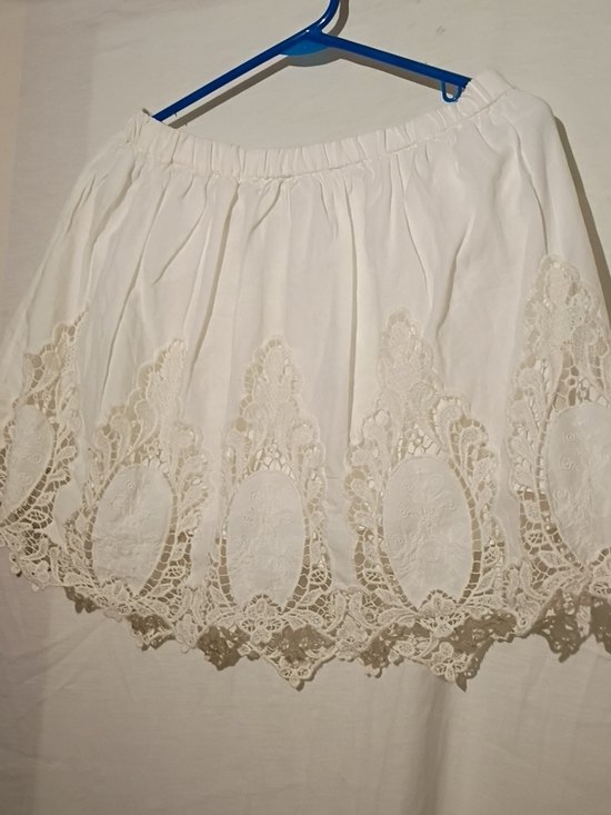 hinge Dresses & Skirts - hinge White Cotton Lace-Trim Circle Mini Skirt, Sz 8, NWOT